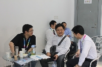 申威達(dá)展位上的客戶(hù)洽談區(qū)