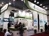 上海電氣租賃公司以環(huán)保色亮相，與彩盒、瓦楞的環(huán)保趨勢不謀而合。