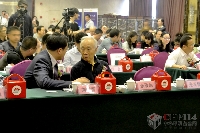 大族冠華總經(jīng)理劉學智和中國印工協(xié)印機分會名譽理事長張致遠